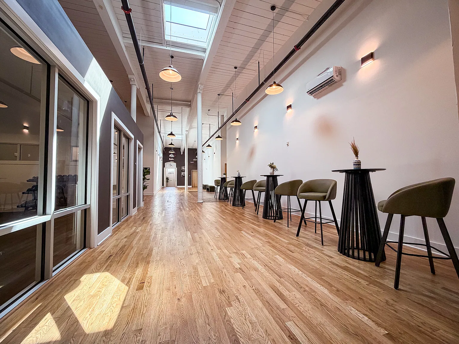 Overton Lofts — Photo 3