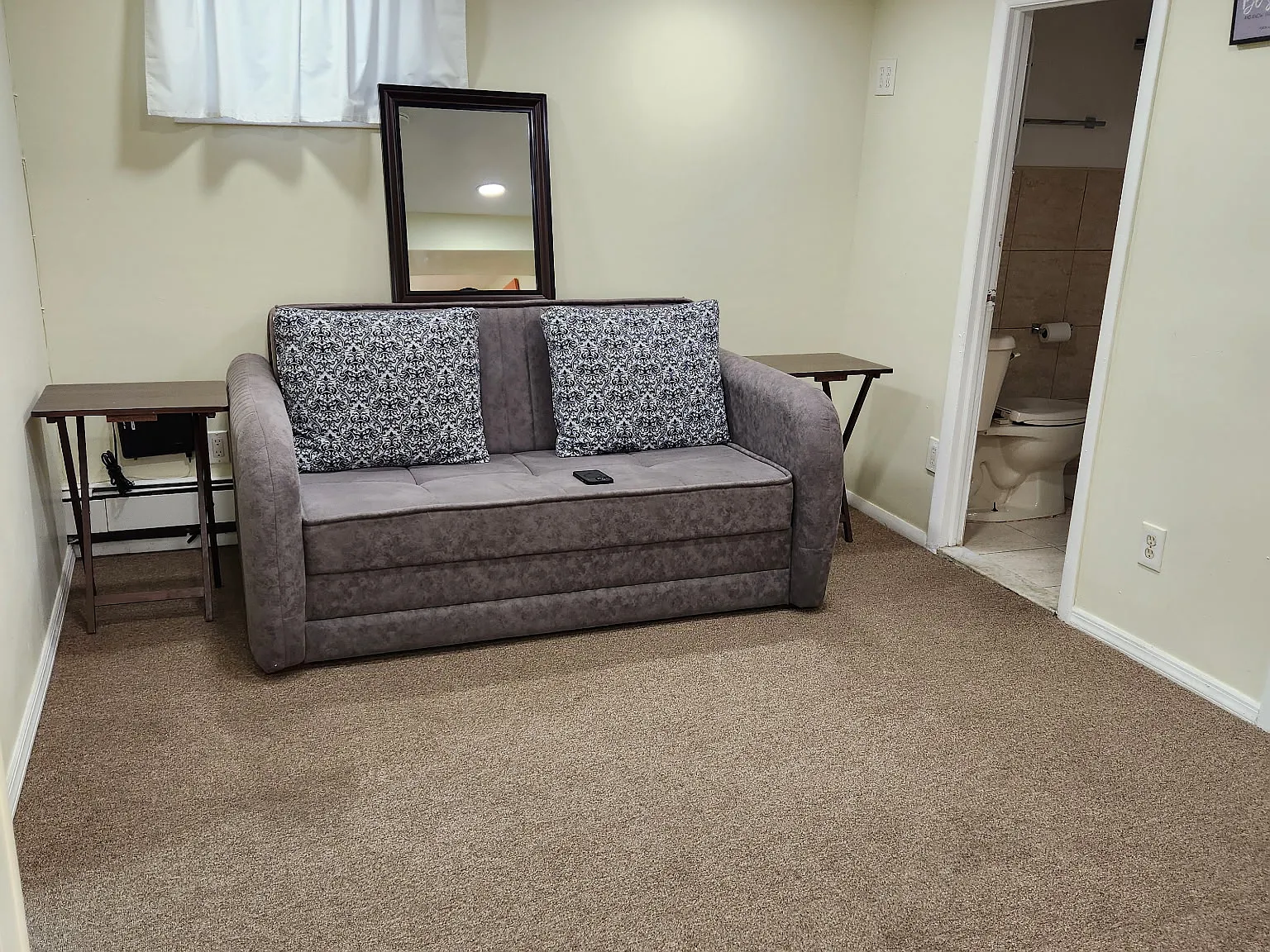 1 bed, $2,000 — Photo 3