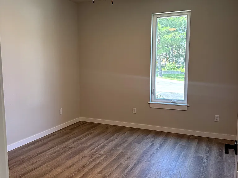 845 N Rupple Rd #101 — Photo 11