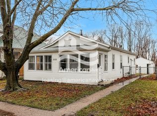 515 15th Ave, East Moline, IL 61244