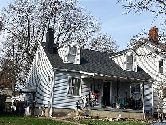 2nd image of 581 S Roys Ave