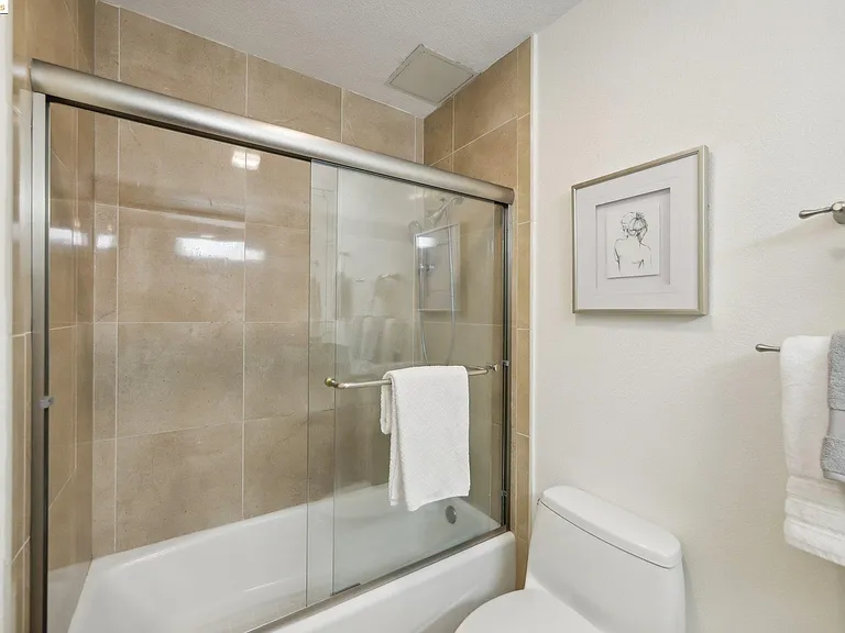 55 Fairmount Ave — Photo 15