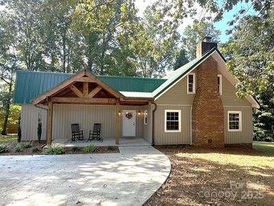 1921 Woodridge Dr, Hickory, NC, 28602
