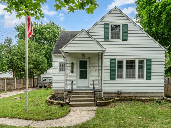 2132 Cass Avenue Rd, Bay City, MI 48708