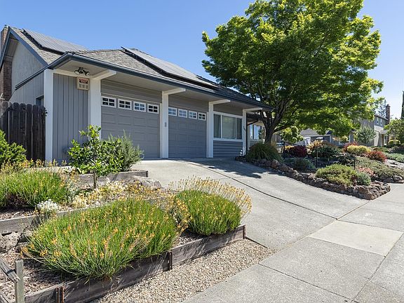 4th image of 700 Montclair Drive