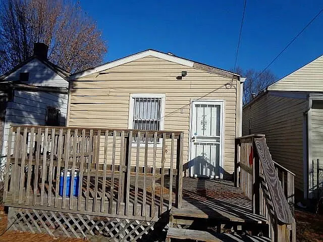 2508 Elliott Ave — Photo 17
