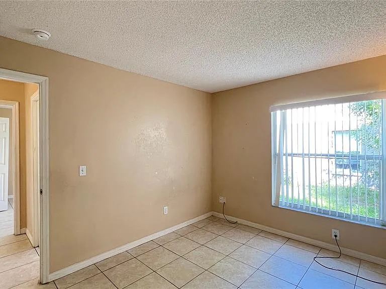 1547 Oak Hill Trl — Photo 16