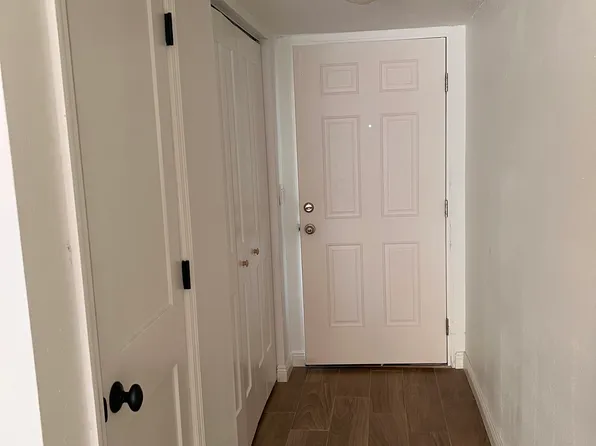 4500 Overlook Dr NE APT 107, Saint Petersburg, FL 33703