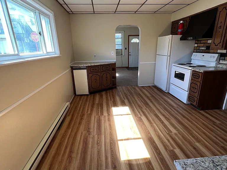 1502 W Locust St #1 — Photo 4