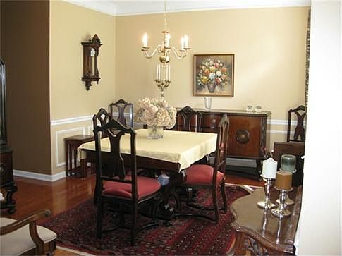 Formal dining room