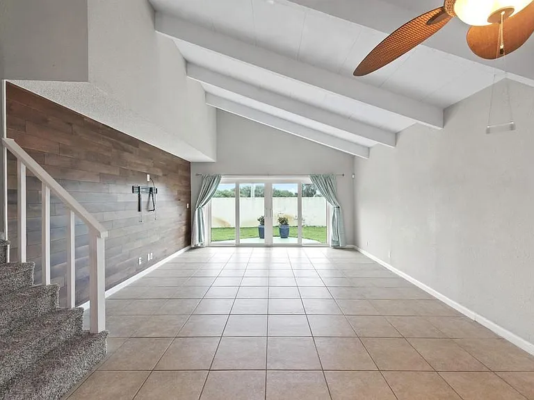39 Emerald Ct — Photo 6