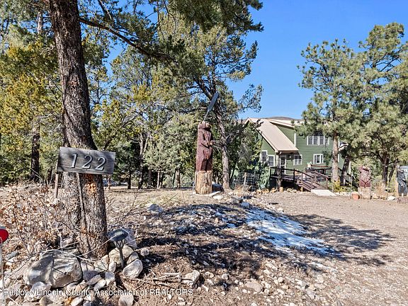 3rd image of 122 Wood Ln