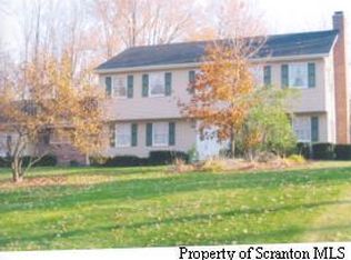 403 Northern Spy Rd, Clarks Summit, PA 18411