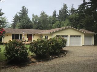 83244 Clear Lake Rd, Florence, OR 97439