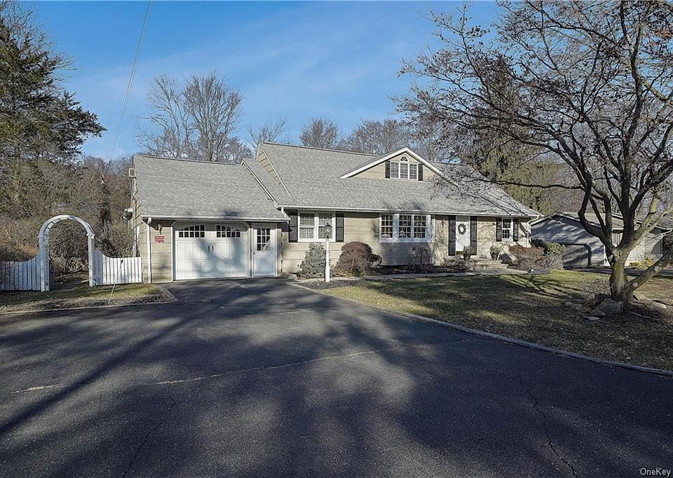 63 S Airmont Road, Suffern, NY 10901 Zillow