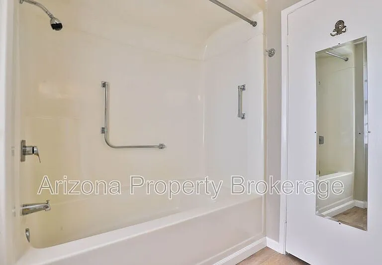 11838 N Sun Valley Dr — Photo 11