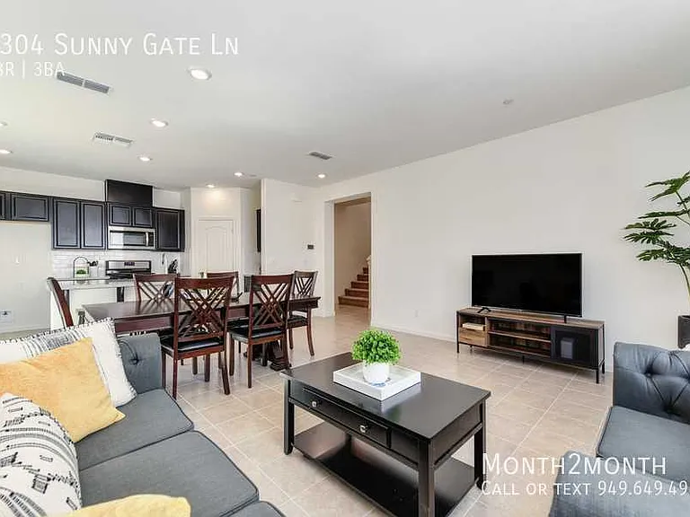 3304 Sunny Gate Ln — Photo 4