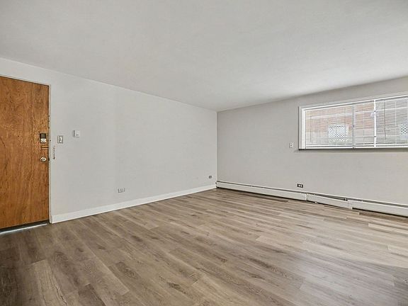 5th image of 1262 Columbine St APT 103