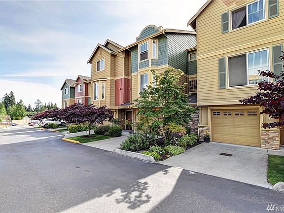 3rd image of 18602 36th Ave W APT E