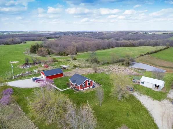 1444 230th Ave, Osceola, IA 50213