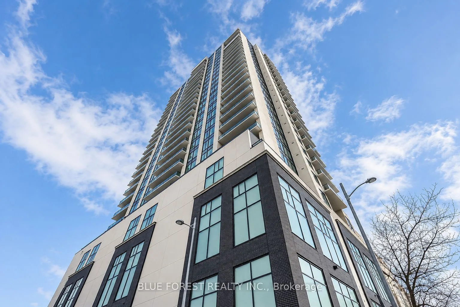 2 bed, $2,950 — Photo 1