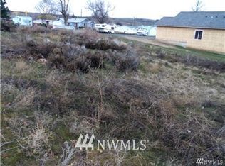 724 Main Ave E, Soap Lake, WA 98851