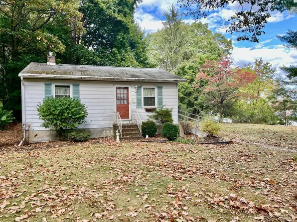 73 West Shore Drive, Valatie, NY 12184