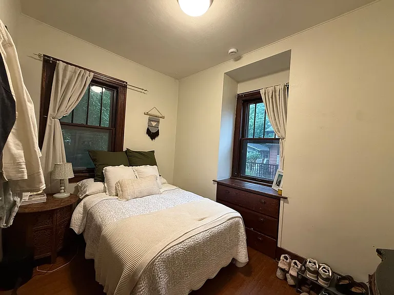 731 Rundell St — Photo 11