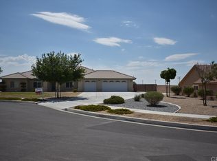 12502 Sarsi Pl, Apple Valley, CA 92308