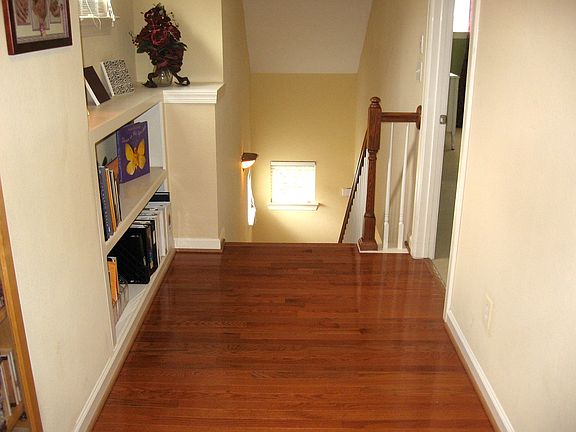 HW Floors Upper Hall