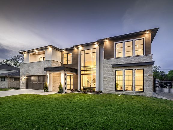 2nd image of 3667 Ingleside Dr