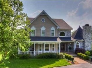 1221 Sugartree Rd, Crestwood, KY 40014