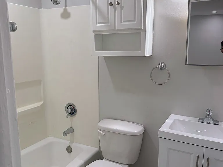 1331 Holly Heights Dr #1 — Photo 5