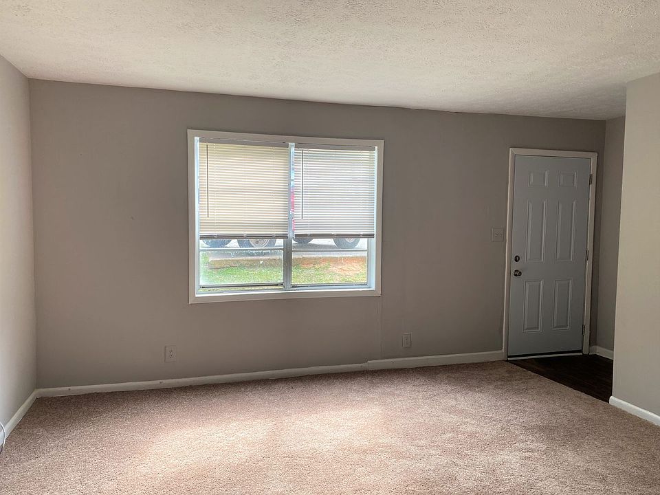 1st image of 4053 Log Cabin Dr #B-10