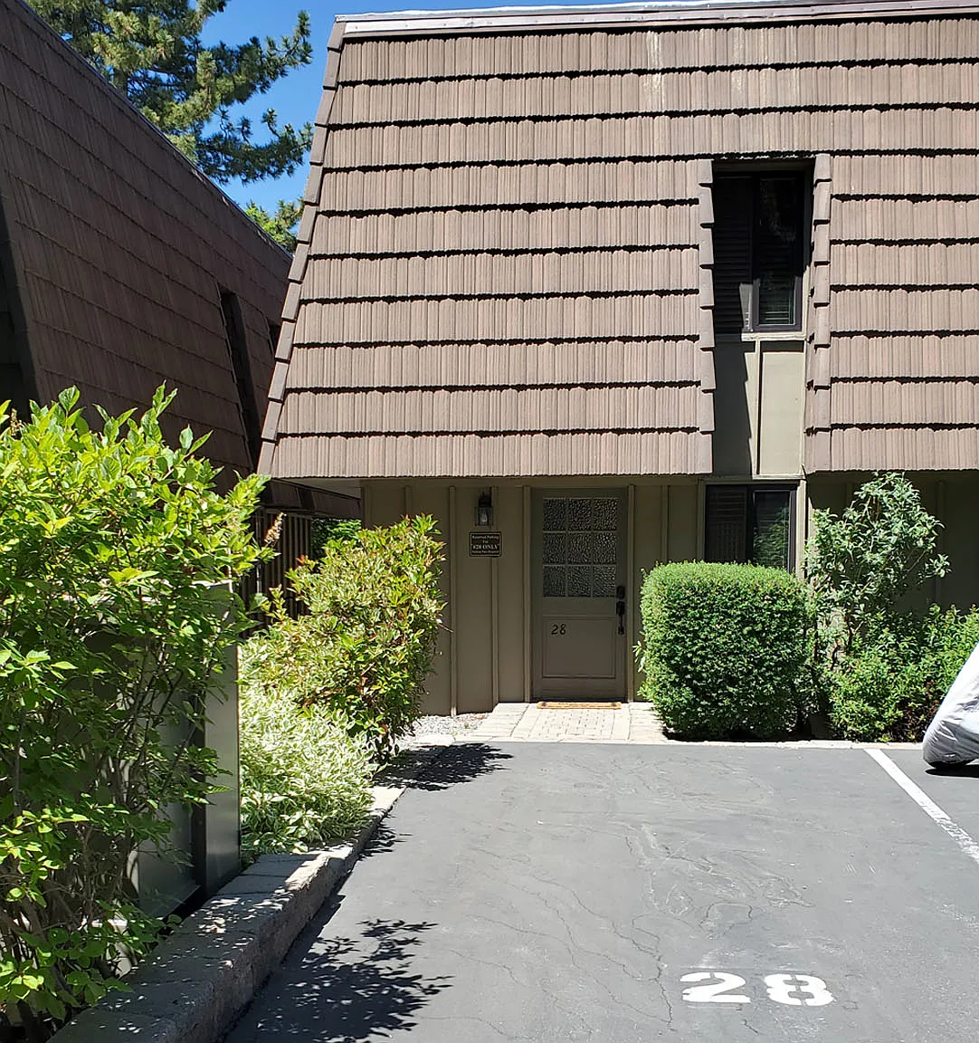 7600 N Lake Blvd — Photo 1