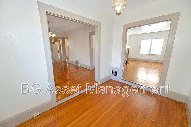 1st image of 3808 Lakeshore Ave