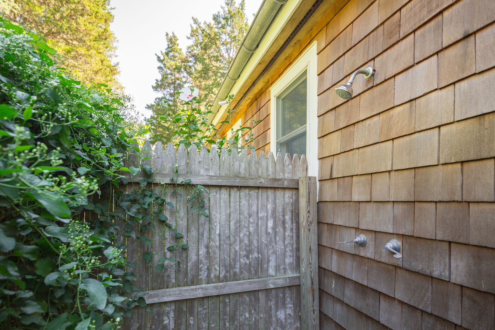  Outdoor Shower