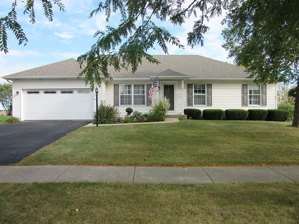 1st image of 1206 Country Dr