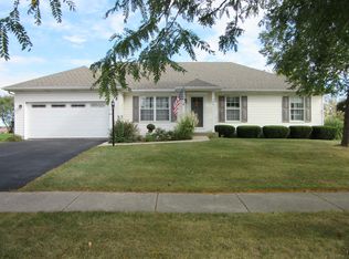 1206 Country Dr, Shorewood, IL