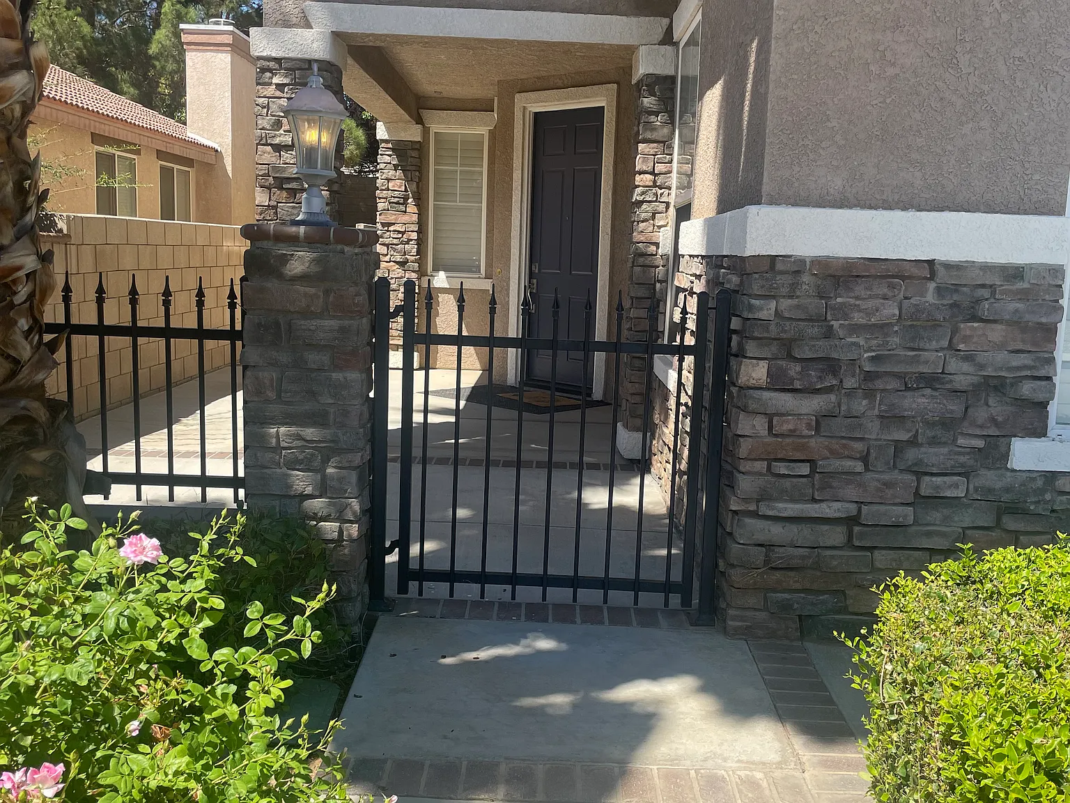 5 bed, 3256 sqft, $4,350 — Photo 2