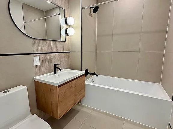 5th image of 1600 Fulton St APT 5A