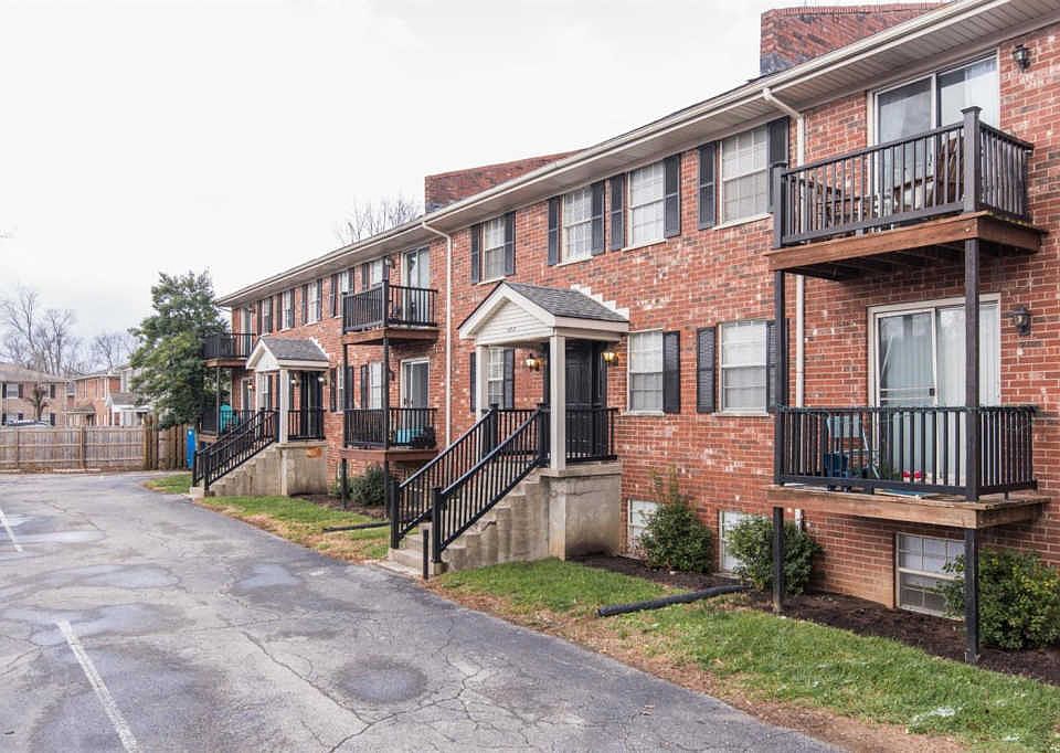 1st image of 185 Donabrook Ct