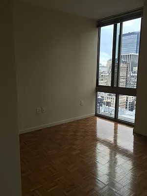 Rented by Chelsea Tower | media 10