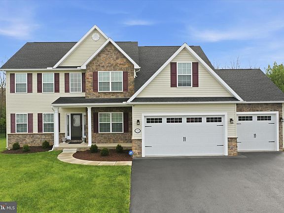 2nd image of 153 Delanie Dr