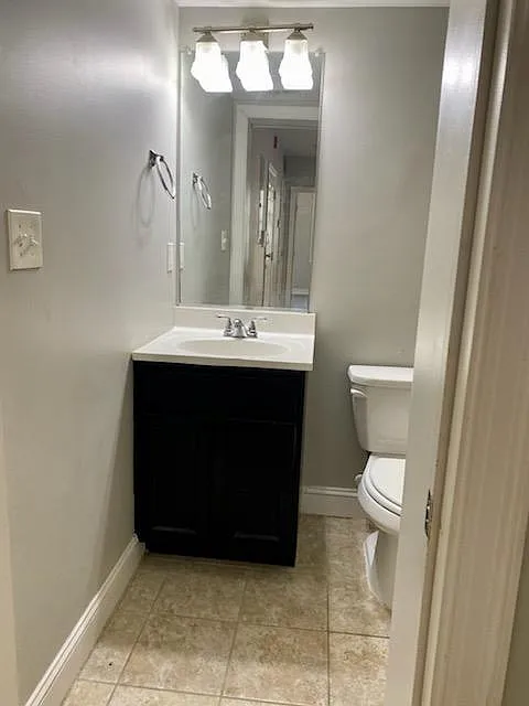 1106 W Lafayette Ave — Photo 3