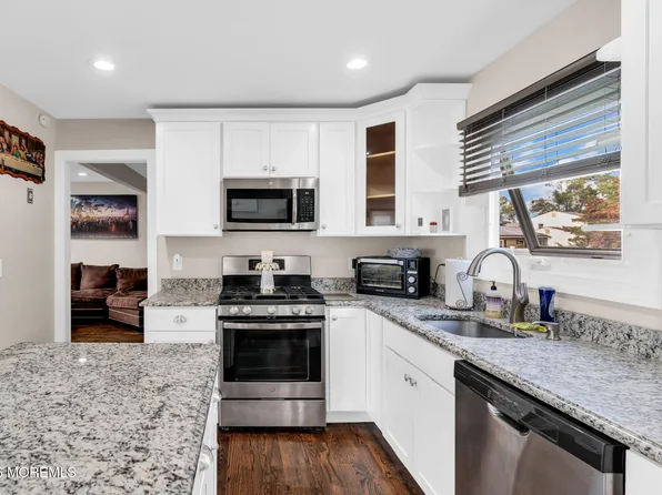 390 Mamie Drive, Brick, NJ 08723