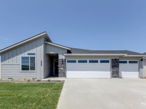 8246 E Bright Angel Dr, Nampa, ID 83687