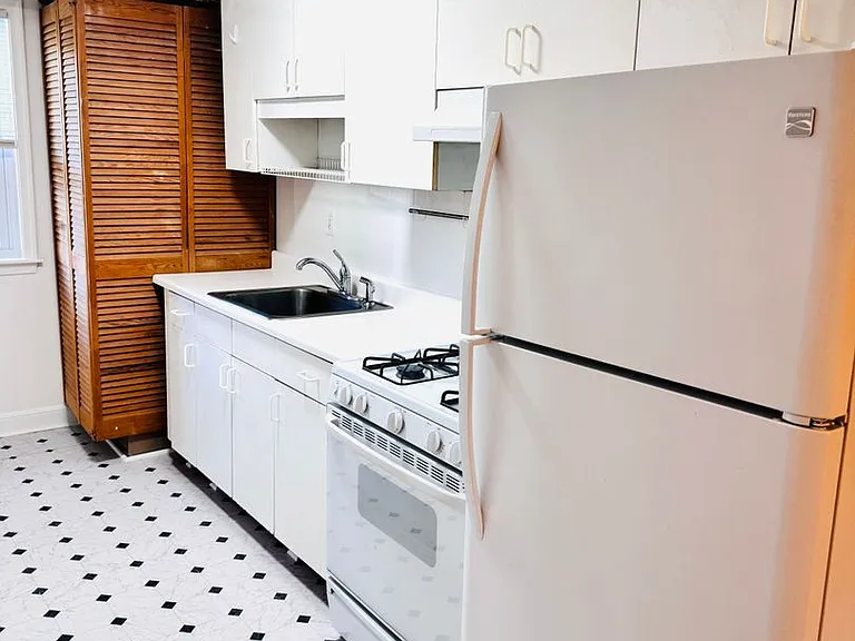 8805 Plymouth St — Photo 21