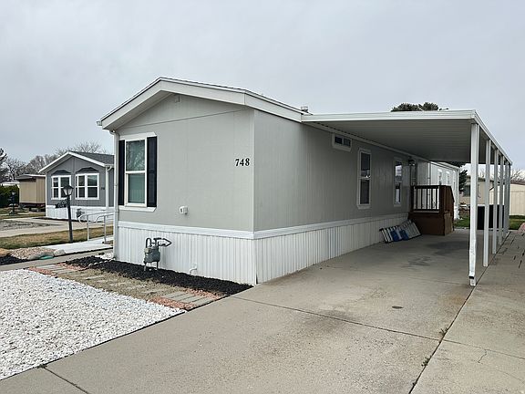 2nd image of 748 W Monte Blanco Dr #10