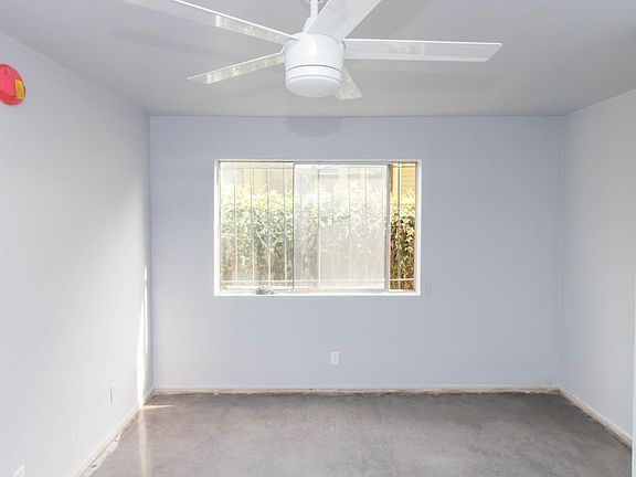 4th image of 2200 E 6th St APT 8